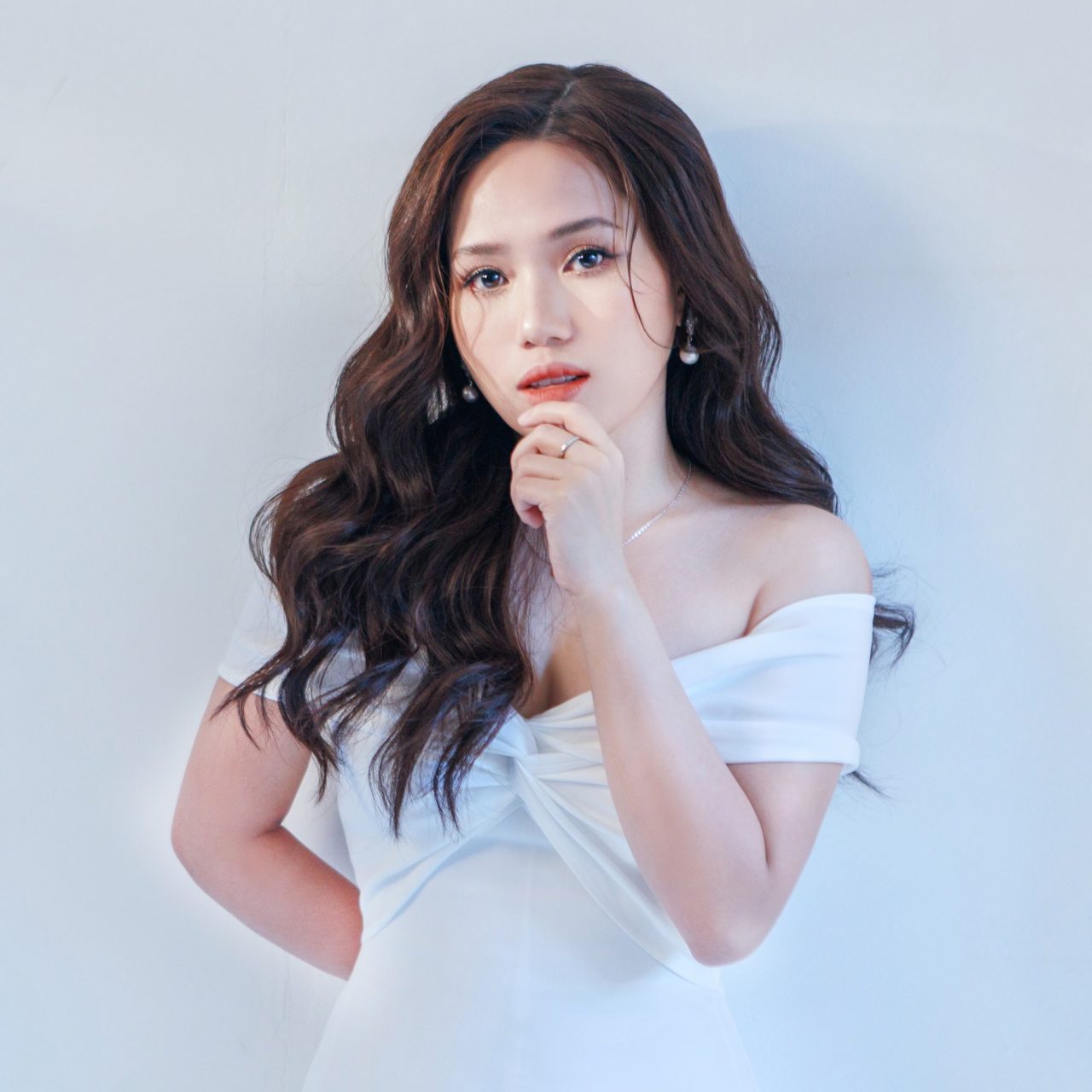 Mixed Feelings About Tran Thanh, Thuy Chi and ViruSs' New Song 