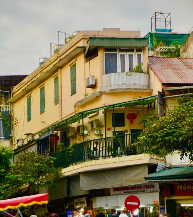 hoan kiem lake